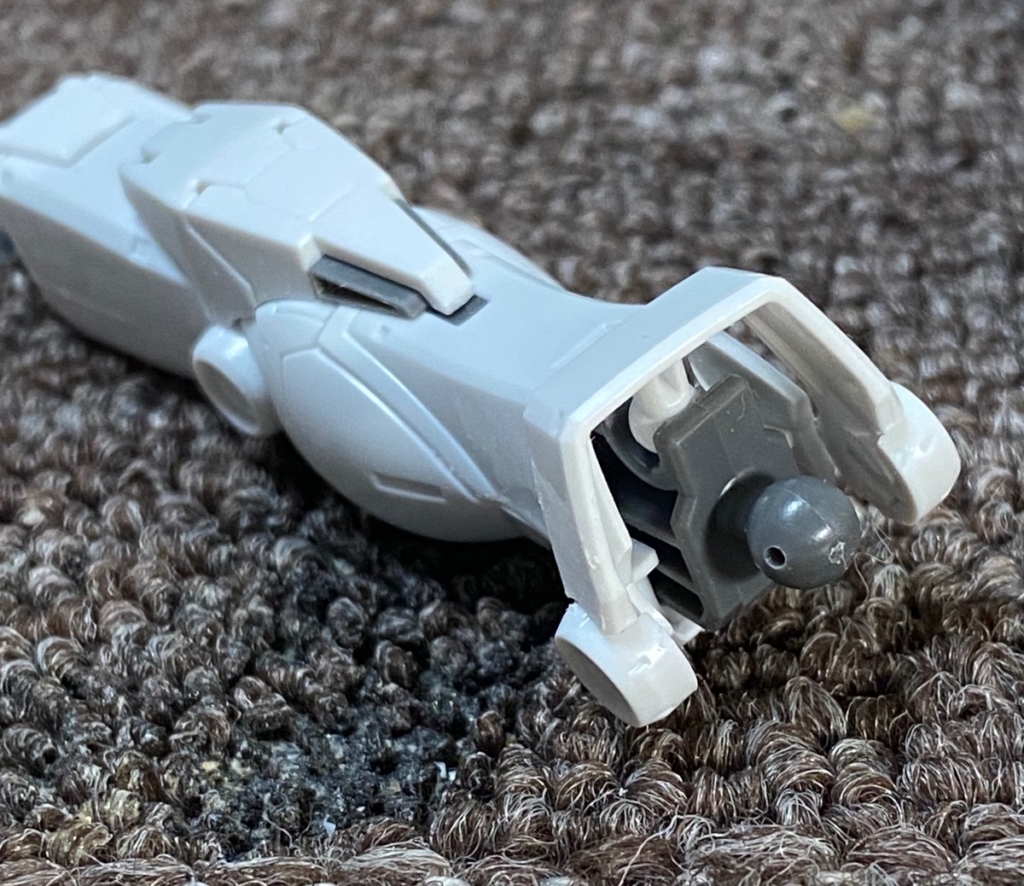 機動戦士ガンダムジ・オリジンHG026番「ガンダム」のすねガードの接続