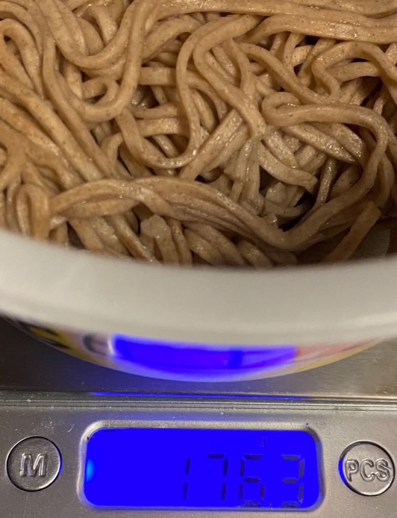 日清どん兵衛ラー油香るラーそばの湯切り後の重量