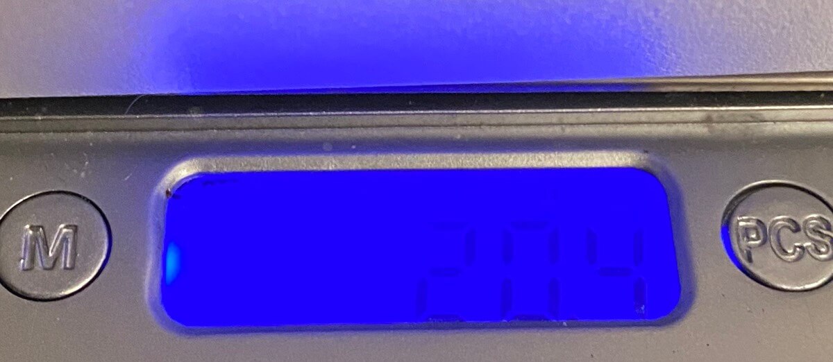 みかさ監修塩焼そばのケースの重量