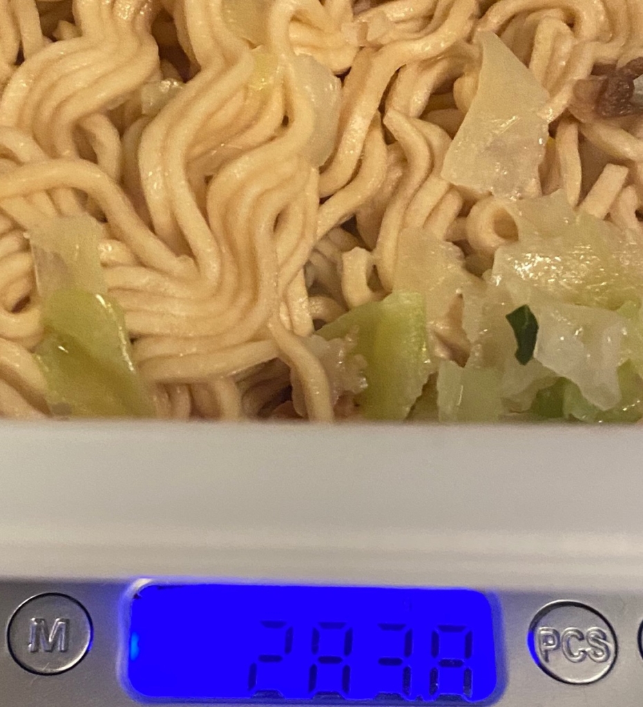 B1グランプリでゴールドグランプリを受賞した「富士宮やきそば」の湯切り後の重量