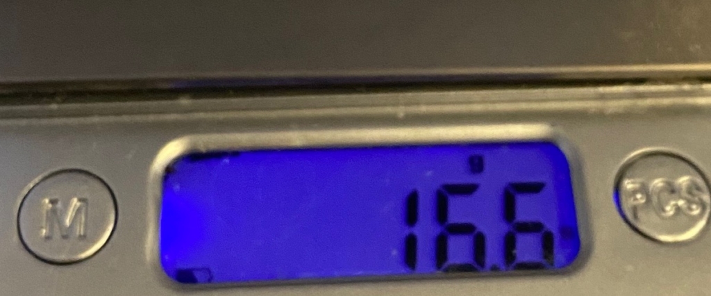 明星一平ちゃん夜店の焼そば復活総選挙1位のわさびマヨ醤油味のケースの重量