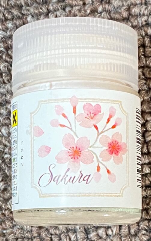 クレオスの水性塗料「Classy’s n Dressy」のサクラ