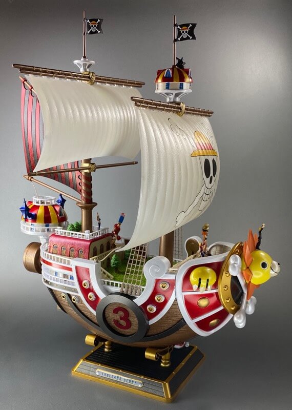 プラモデルのサウザンドサニー号の完成品