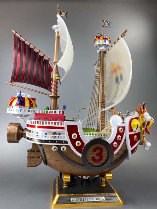 プラモデルのサウザンドサニー号の完成品