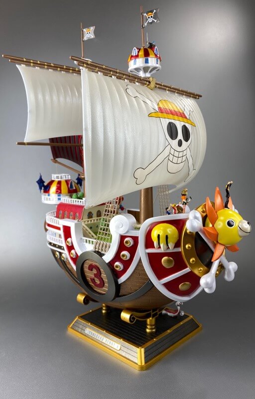 プラモデルのサウザンドサニー号の完成品