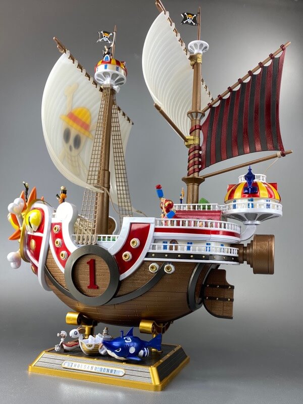 プラモデルのサウザンドサニー号の完成品