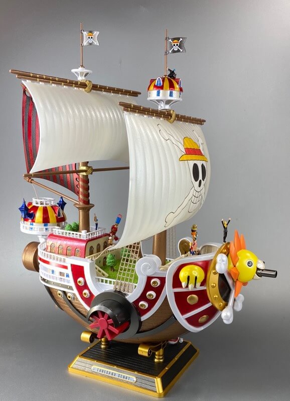 プラモデルのサウザンドサニー号の完成品