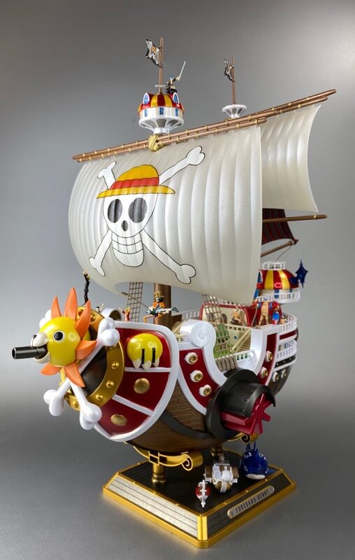 プラモデルのサウザンドサニー号の完成品