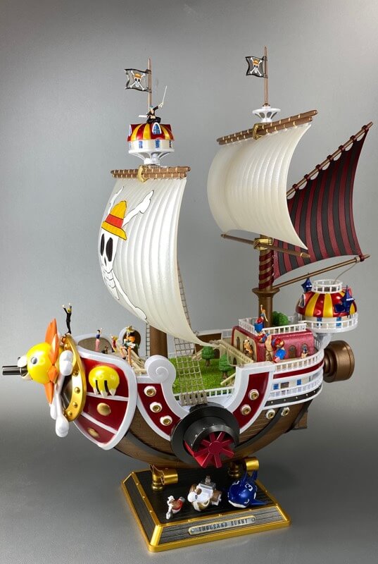 プラモデルのサウザンドサニー号の完成品