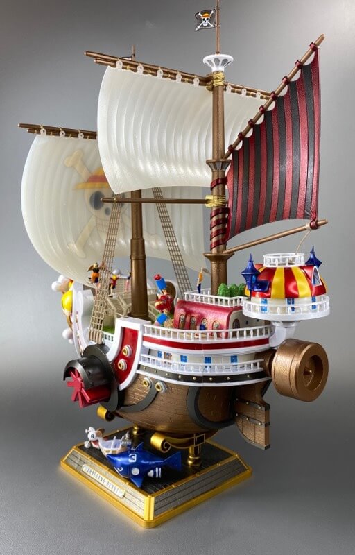 プラモデルのサウザンドサニー号の完成品