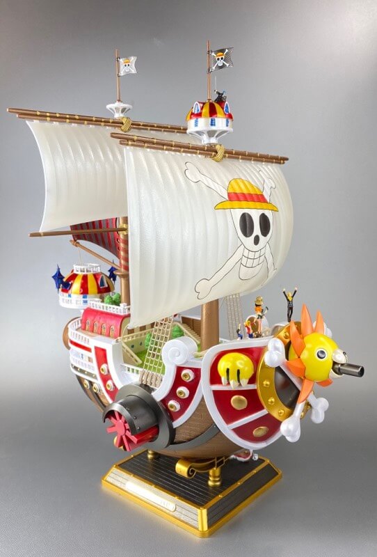 プラモデルのサウザンドサニー号の完成品