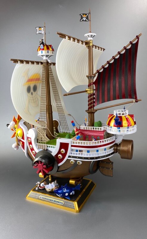 プラモデルのサウザンドサニー号の完成品