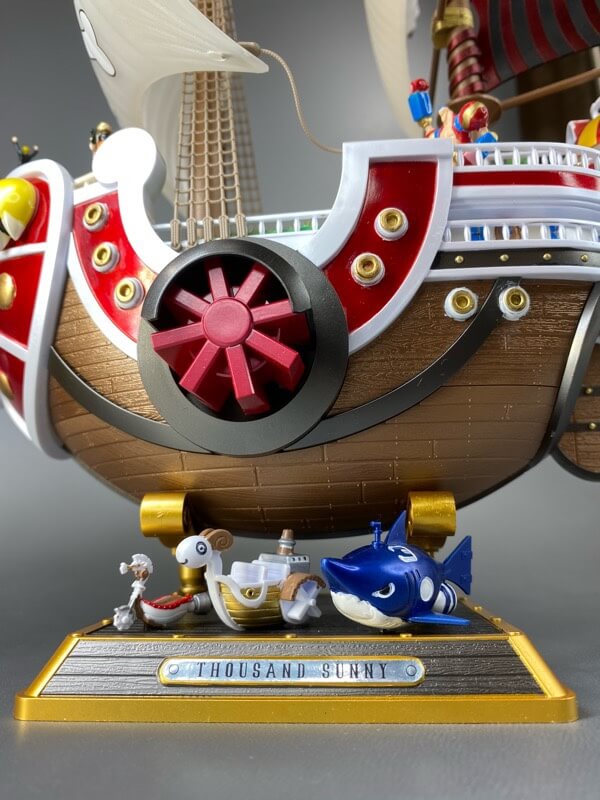 プラモデルのサウザンドサニー号の完成品